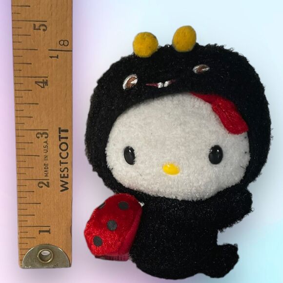 2006 Sanrio Hello Kitty 5" Ladybug Clip Grabber Mascot Plush Toy Partner - Picture 10 of 10
